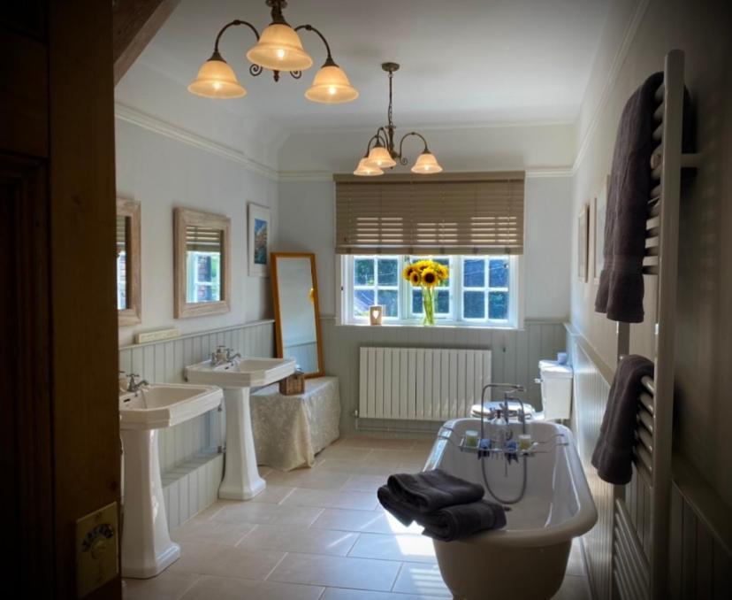 The Old Rectory - Valley View Room In Private Home Stockton-on-Teme Dış mekan fotoğraf