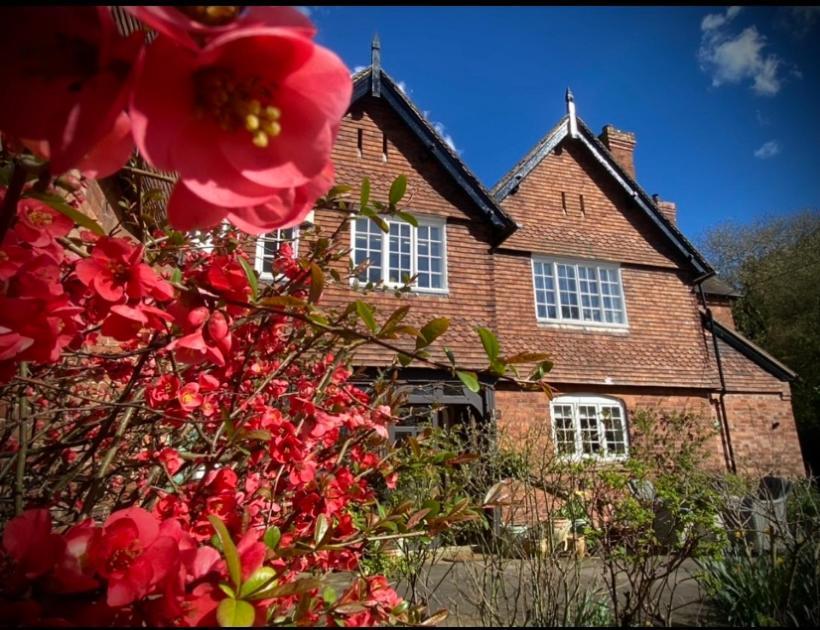 The Old Rectory - Valley View Room In Private Home Stockton-on-Teme Dış mekan fotoğraf