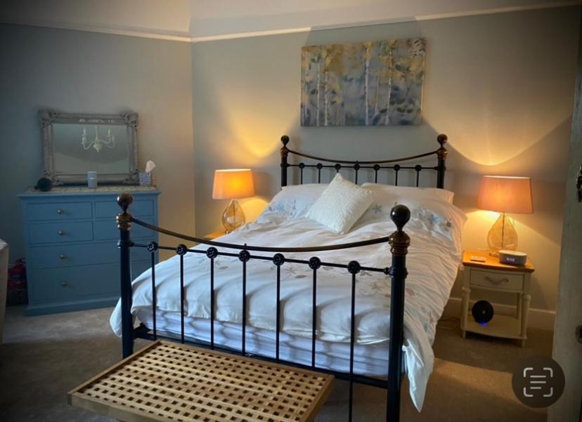 The Old Rectory - Valley View Room In Private Home Stockton-on-Teme Dış mekan fotoğraf